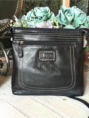 Fossil Black Leather Shoulder Bag